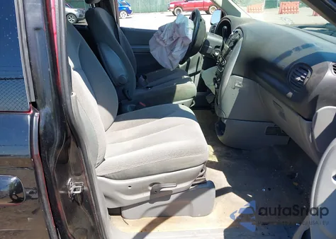 2005 Chrysler Town & Country Touring z USA, uszkodzony, nr VIN 2C4GP54L65R402338